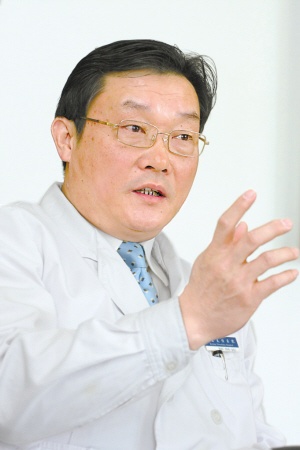 让病人感受实实在在的温暖——北京友谊医院实施优质护理服务工程纪实
