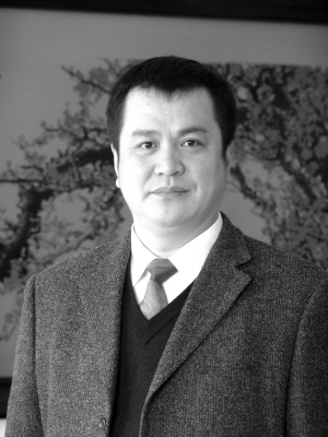 淡泊明志 俯首为牛--记黑龙江中医药大学附属第二医院院长张晓峰