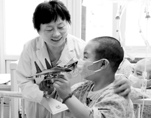 帮孩子们还上351个心愿