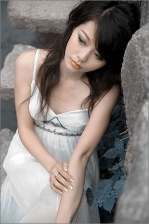 揭秘中国女人独特性暗示：留意这些小动作