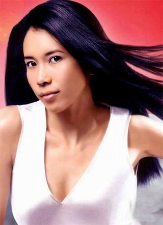 活泼优雅中长发的打理方法