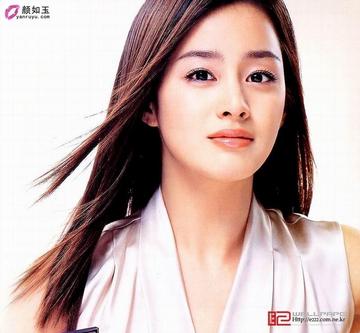 步骤：美女的完整护发步骤