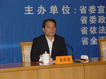 法治江苏新闻发布会在南京举行省局姚新中副局长通报食品药品监管工作有关情况