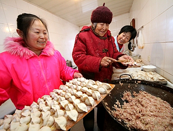 冬至到 吃饺子