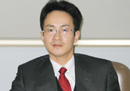 从品牌代理走向自主开发