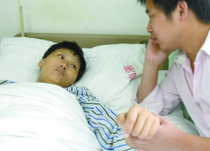 患病妈妈放弃治疗孕健康宝宝 称放弃孩子做不到