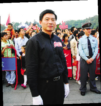 蔡卫平：从“抗非英雄”到“火炬手”