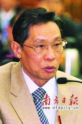 钟南山：45岁以上要定期测肺功能