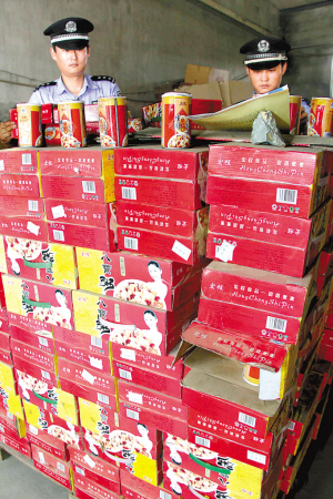 两食品造假窝点被端