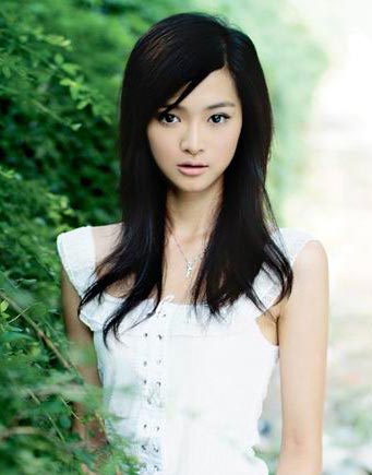 19岁少女清纯发型鲜嫩诱人