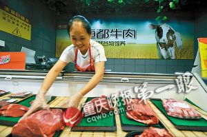 牛肉售价四百元一公斤 肉牛听音乐“喝”五粮液