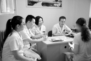 给精神病医院医务人员送上安全