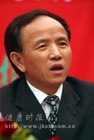 “金钥匙”健康科普神州行活动启动仪式照片（5）