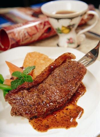 有些隔夜饭菜能藏剧毒！专家揭食品保存秘诀