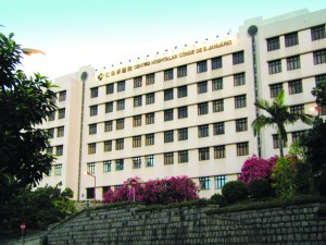 仁伯爵综合医院实拍