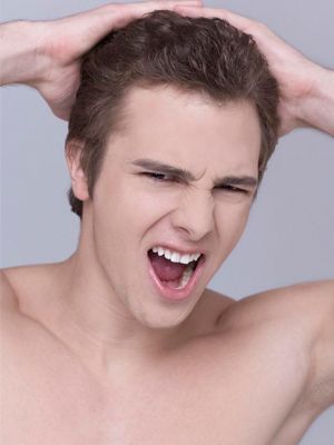 男人八处出血致命