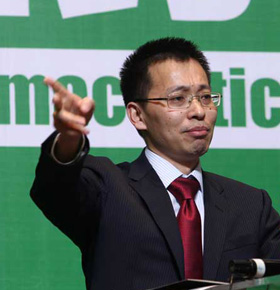 牛正乾：健全全民医保体系重点是改革付费机制