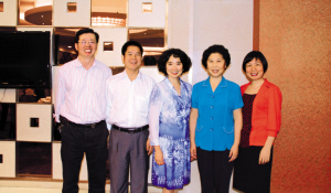 树医院服务品牌 建百姓满意医院——贺州市人民医院开展“三好一满意”活动侧记