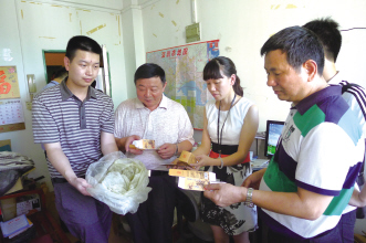 深圳市宝安区捣毁一居民楼内制售假药窝点