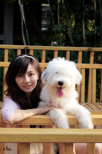 孤独诱发现代人宠物依赖症