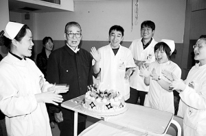 中国民营医院发展的成功探索者——记浙江义乌復元私立医院创办者王福元