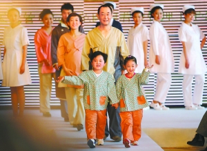 北京：蓝白条病号服改“汉服” 病房设计更乐观