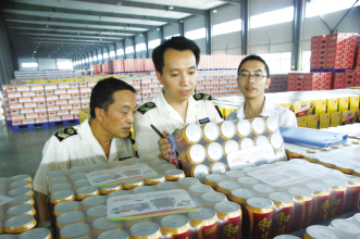 构筑夏季食品安全“防火墙”