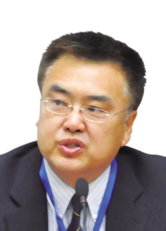 美国扛不住了，中国怎么办