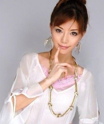 日本AV女优赴台湾宣传防治艾滋呼吁使用安全套