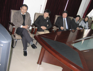 我校师生关注新一届党中央领导机构