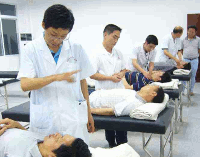 建立全科医生制度是深化医药卫生体制改革的重要内容