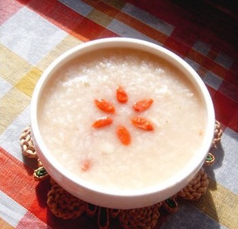 中医养生：补气血必吃的三种食物
