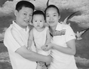 公交司机昏迷前停车放下乘客 送医救治后身亡