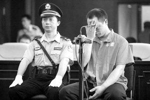 有毒炸鸡致女童死亡案开庭