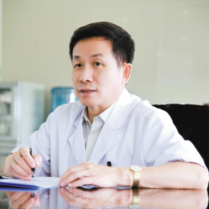挑战当下 把握未来——记宁夏医科大学总医院院长杨银学