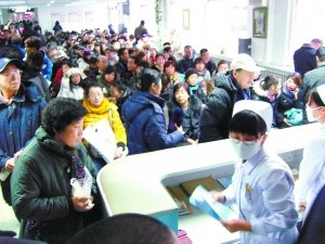 北京降温致呼吸病患者猛增 医院超负荷