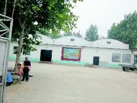 菜架砸坏制冷管致氨气泄漏 7名冷库工人中毒住院