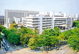 创新医院管理 促进科学发展——汕头大学医学院第一附属医院发展纪实
