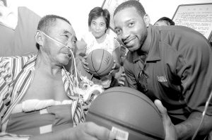 NBA球星慈善之旅