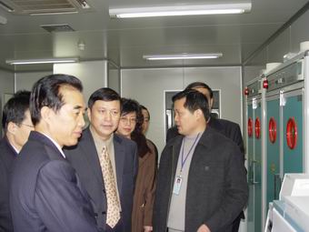 张敬礼副局长在江苏考察时强调加强药品医疗器械监管技术支撑体系建设高起点谋划好“十一五”发展