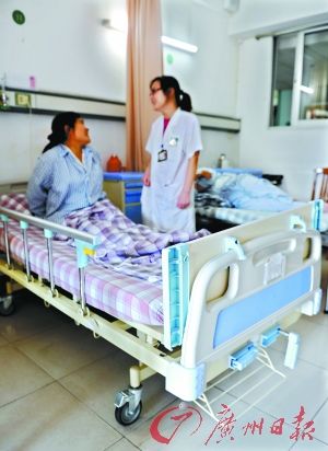 癌症患者将10万元积蓄捐给医院感谢周到照顾