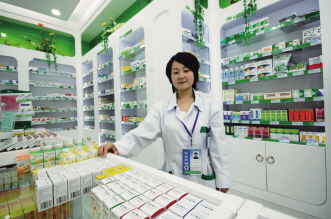 世博药店干将刘静