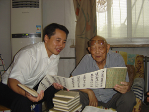 北京市教育工委领导“七一”前夕看望我校老党员