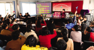 余天成举办旺季知识智力竞赛