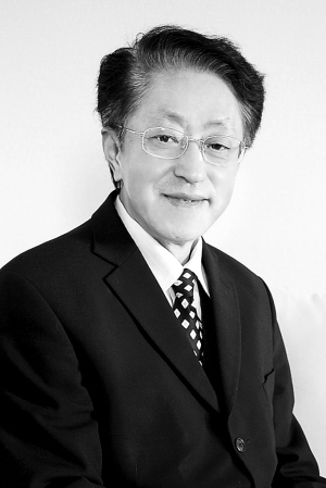 从师名医 自成一家