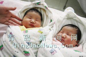 31岁村妇生下龙凤胎总重19.4斤