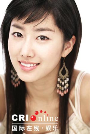 标准鹅蛋脸韩星15款美发