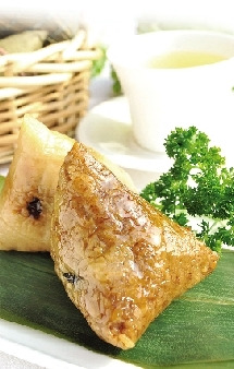 挑粽子莫忘看粽体、闻粽味、查标志
