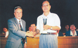 “现代白求恩”的济世情怀——走近山东省济宁脉管炎医院院长张兴惠（上）