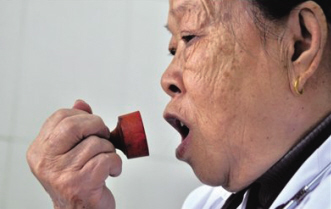 压垮村医的“最后一根稻草”？